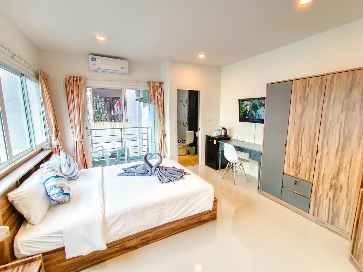 Sailor Hotel Патая Екстериор снимка