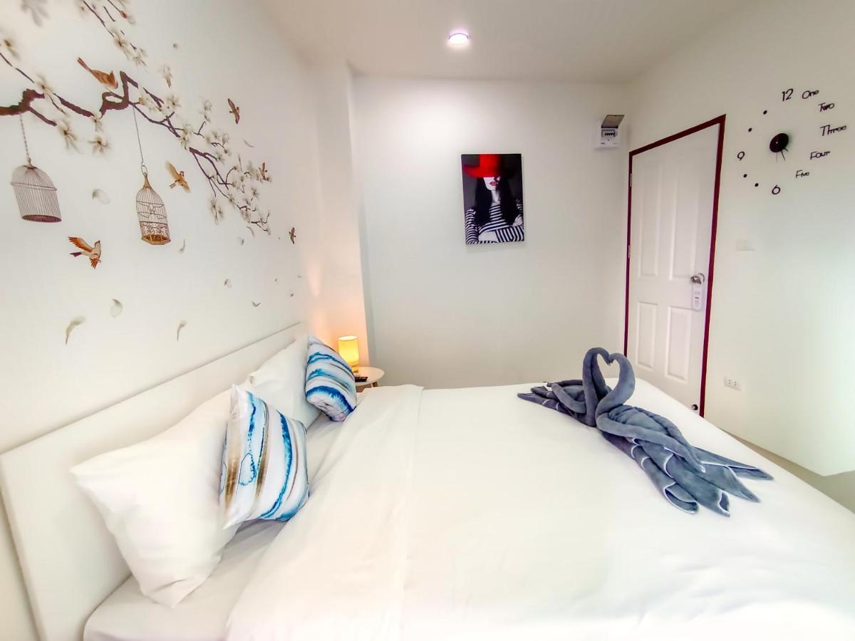 Sailor Hotel Патая Екстериор снимка