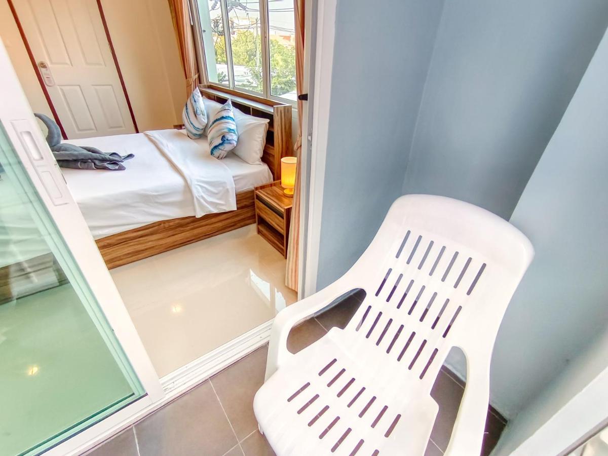 Sailor Hotel Патая Екстериор снимка