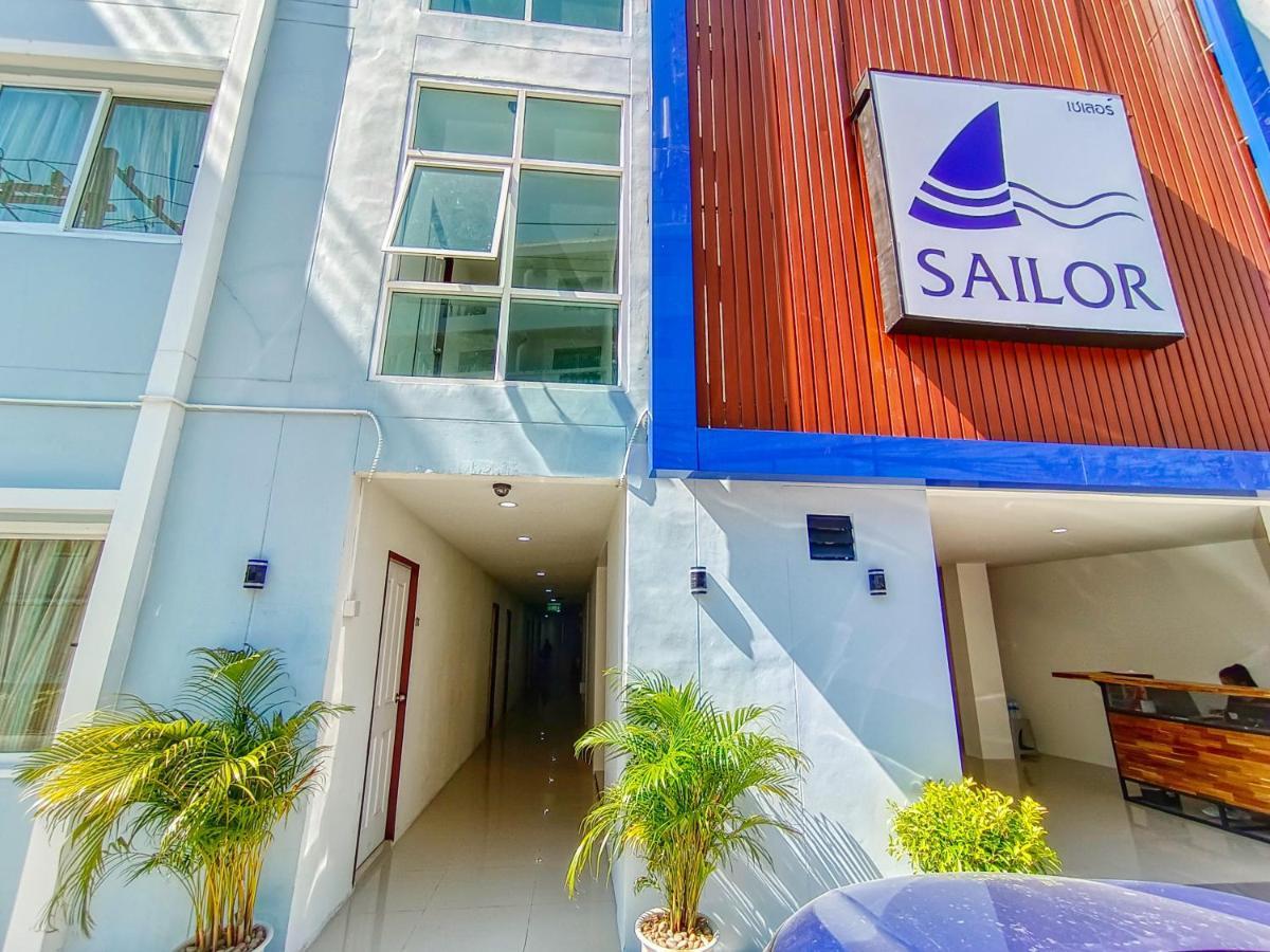 Sailor Hotel Патая Екстериор снимка