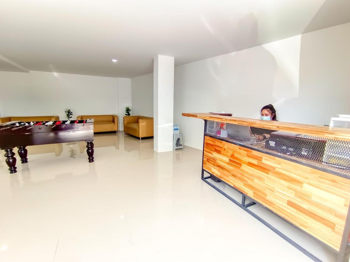 Sailor Hotel Патая Екстериор снимка