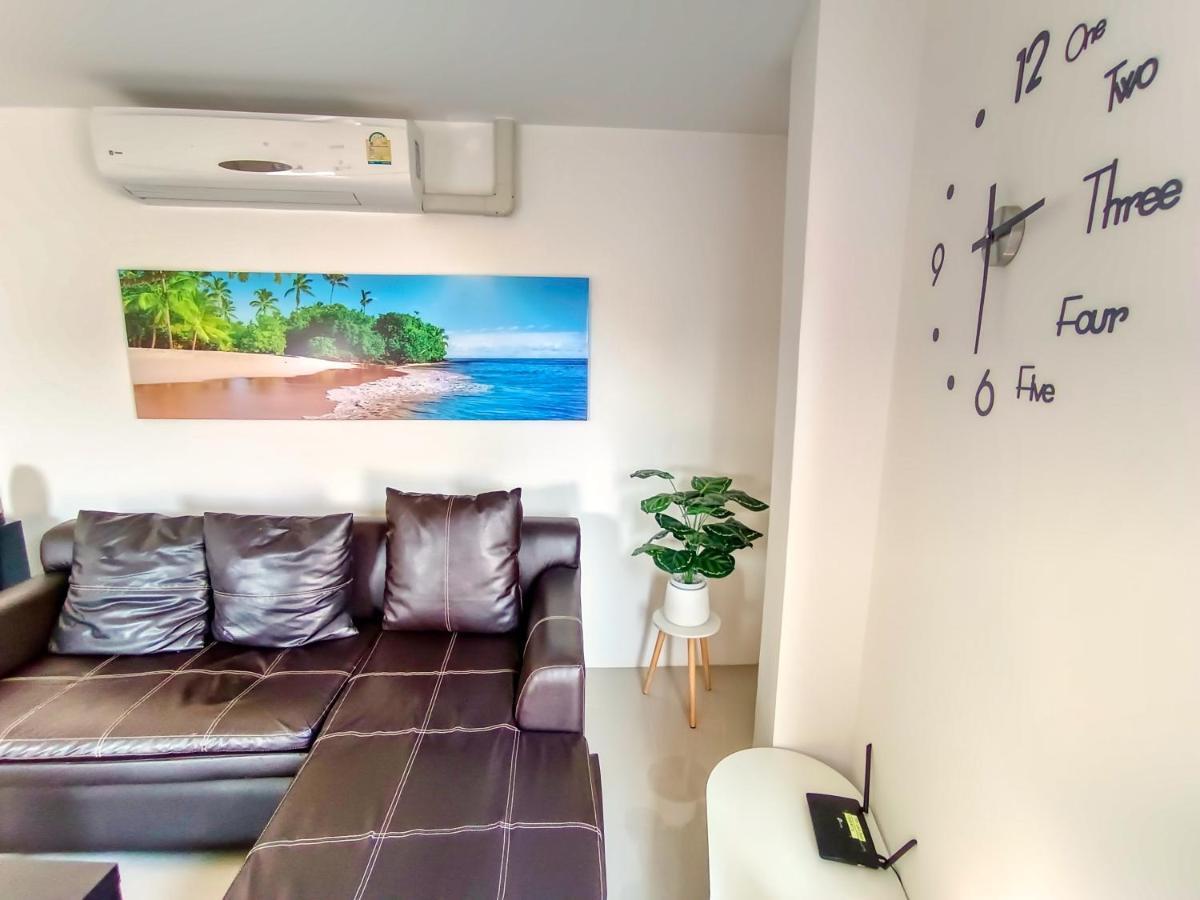 Sailor Hotel Патая Екстериор снимка