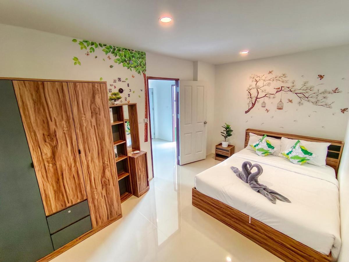Sailor Hotel Патая Екстериор снимка