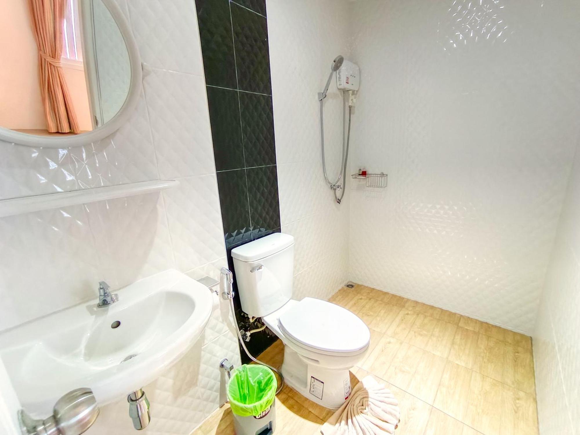 Sailor Hotel Патая Стая снимка